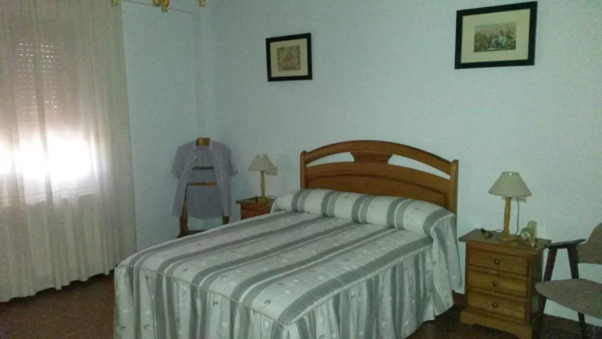 CHALET CON 260 OLIVOS EN SIERRA DE CAZORLA