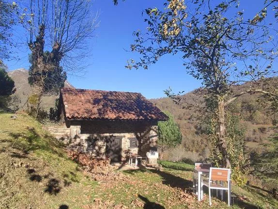 Cabaña en Campo de Caso