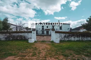 GRAN FINCA SEÑORIAL A 50 KM DE SEVILLA