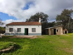 VENTA FINCA EN SIERRA DE ARACENA Y PICOS DE A