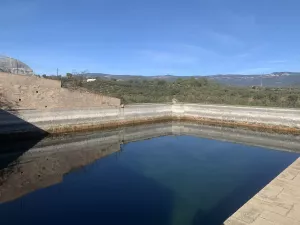 Finca con antigua torre