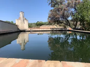Finca con antigua torre