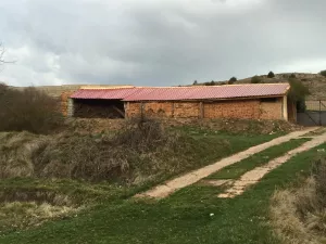 Finca agrícola de 3ha con casa de 200m2