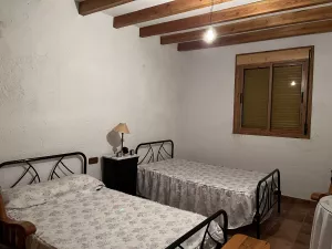 SE VENDE CORTIJO Y PARCELAS: