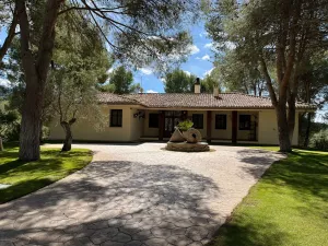 FINCA CINEGETICA Y DE RECREO EN VALENCIA
