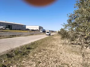 Parcela rústica junto a Polígono Industrial